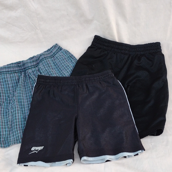 Boys Size Small Shorts Set - Picture 1 of 6